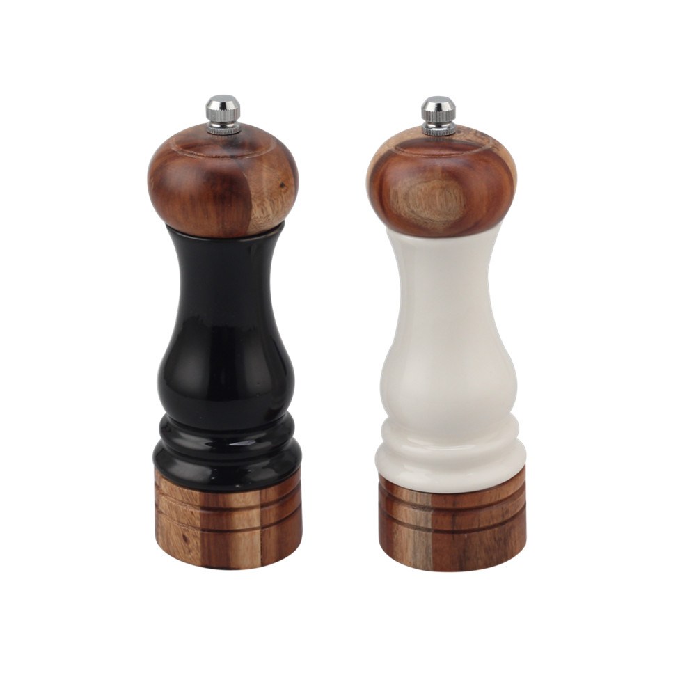 Wooden Pepper Grinder With Adjustable Stainless Steel Grinder