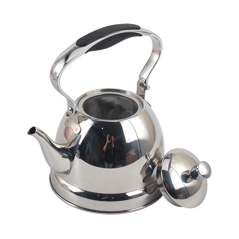 S/S Whistling Kettle With Strainer