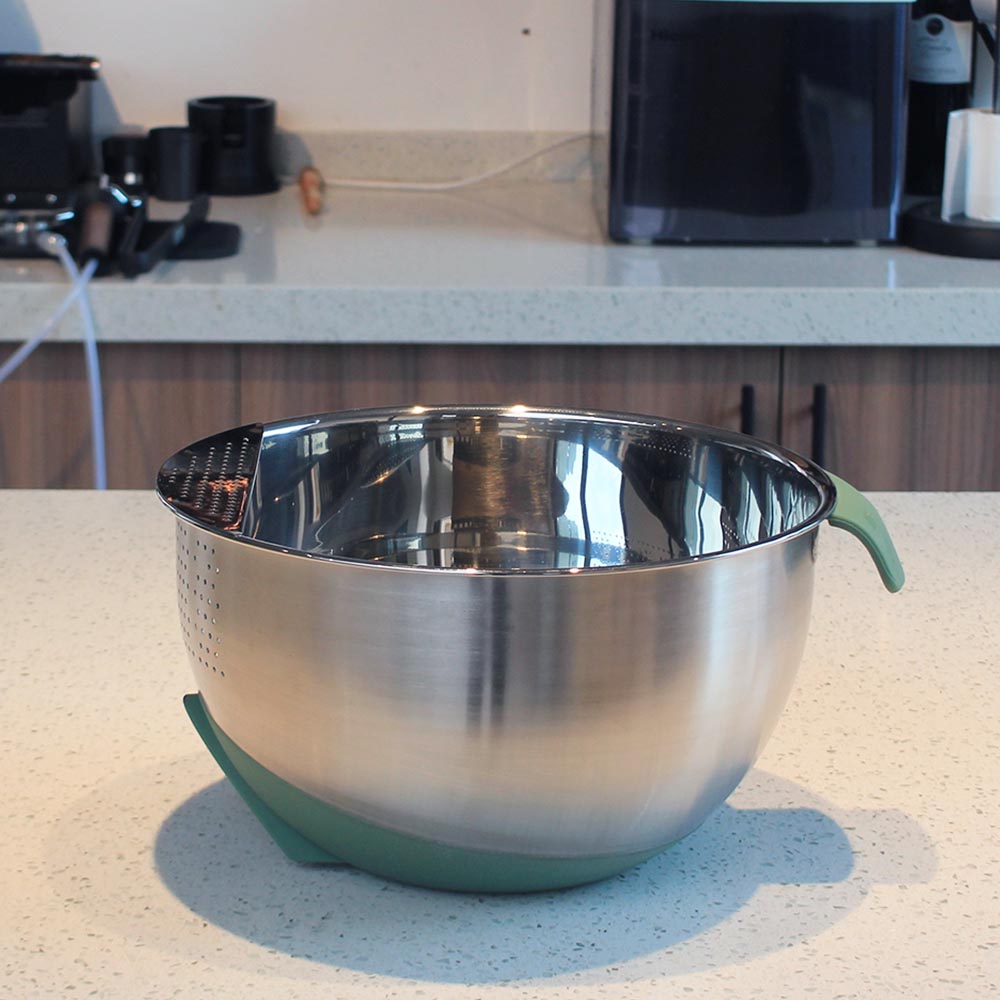 Stainless Steel Rice Washing Bowl With Silicone Base And Handle