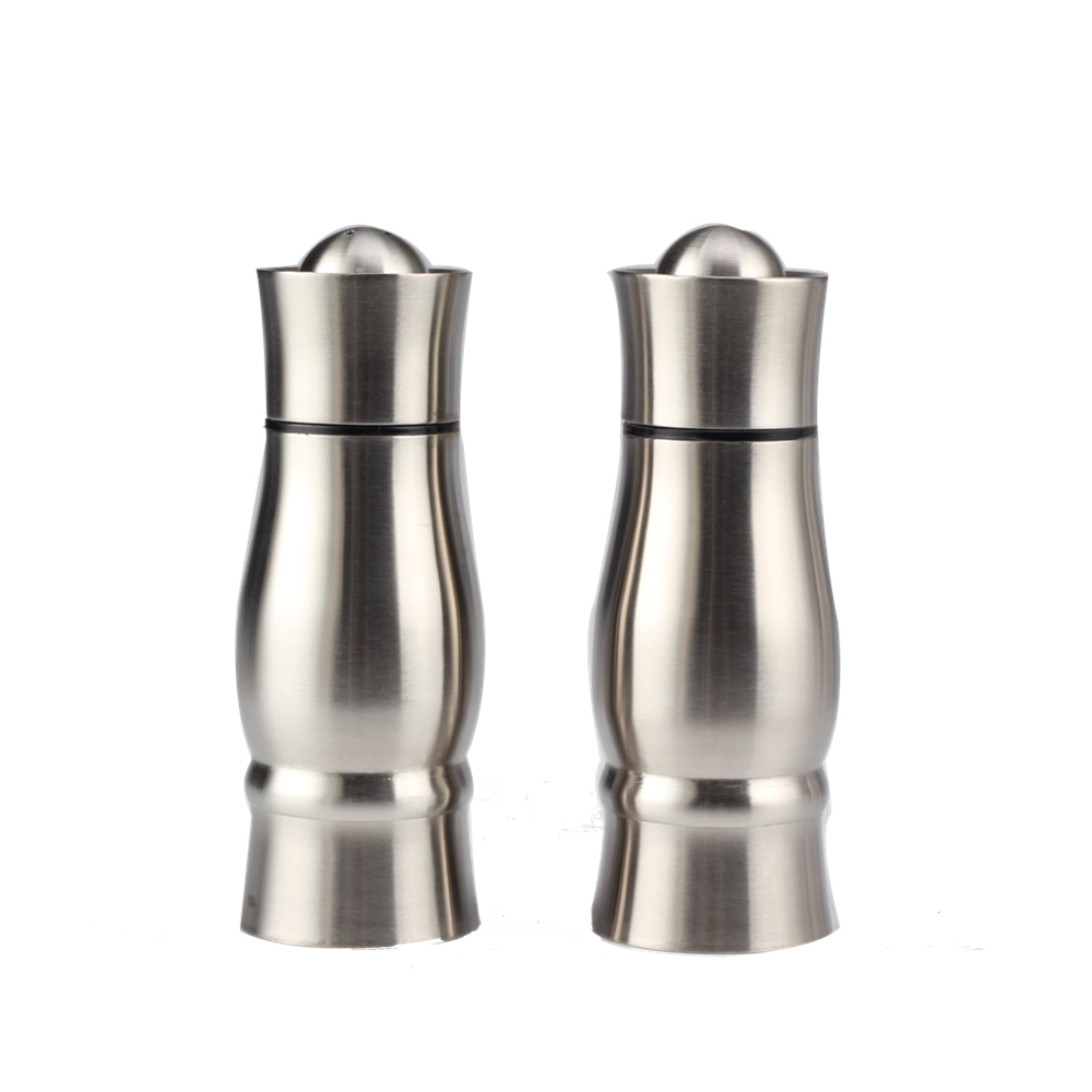 Elegant Salt And Pepper Shakers Set