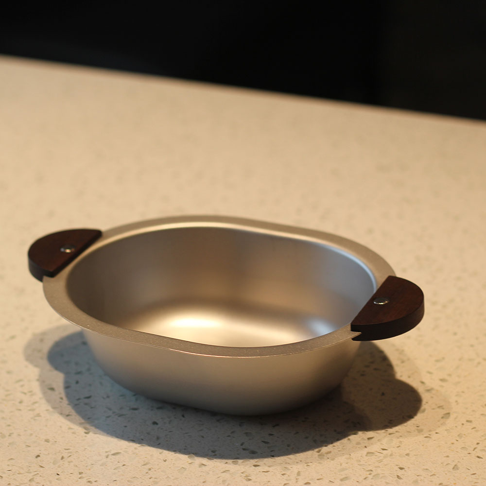 Metal Mixing Bowls, Easy To Use And Easier To Clean