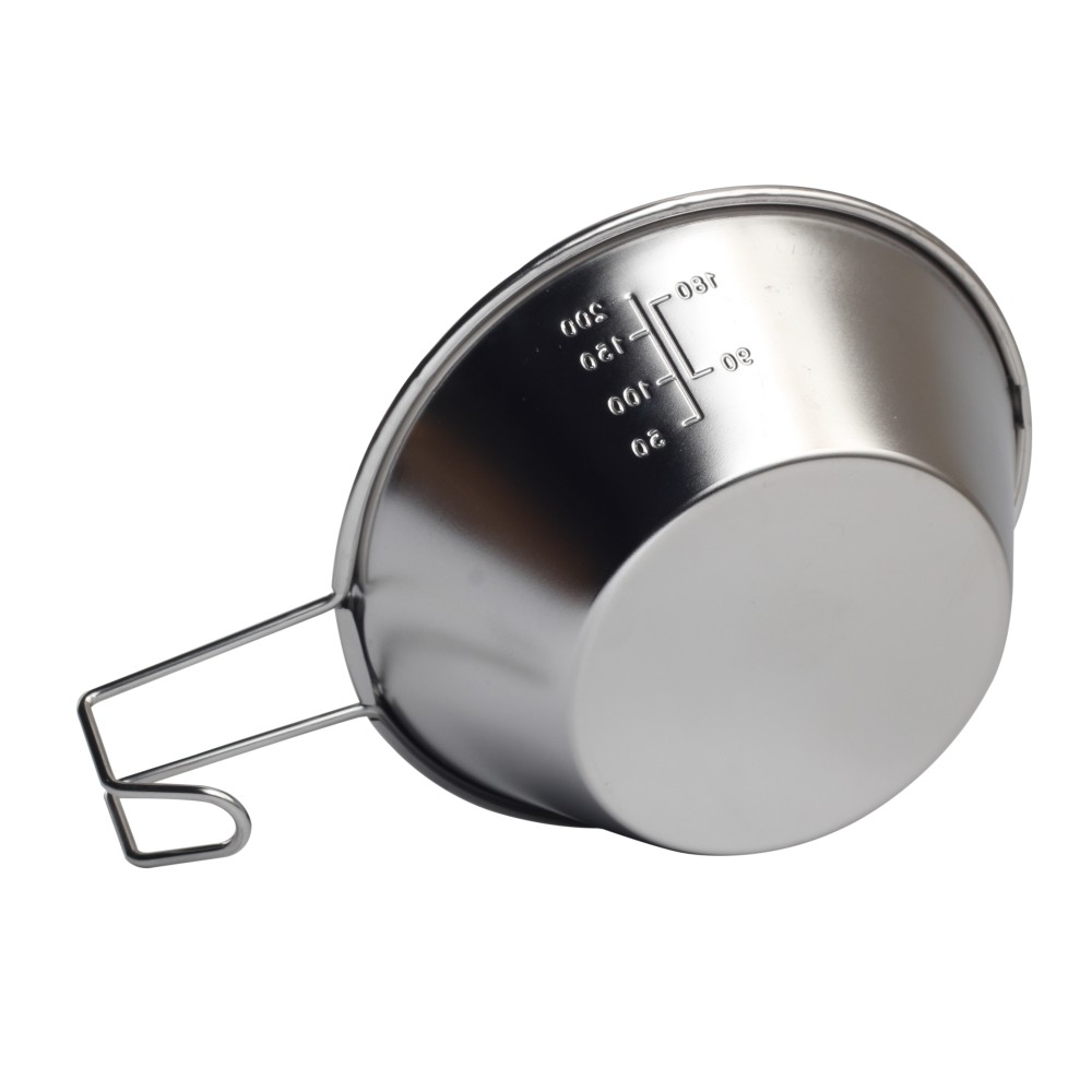 Metal Measuring Cup With Dual Scale